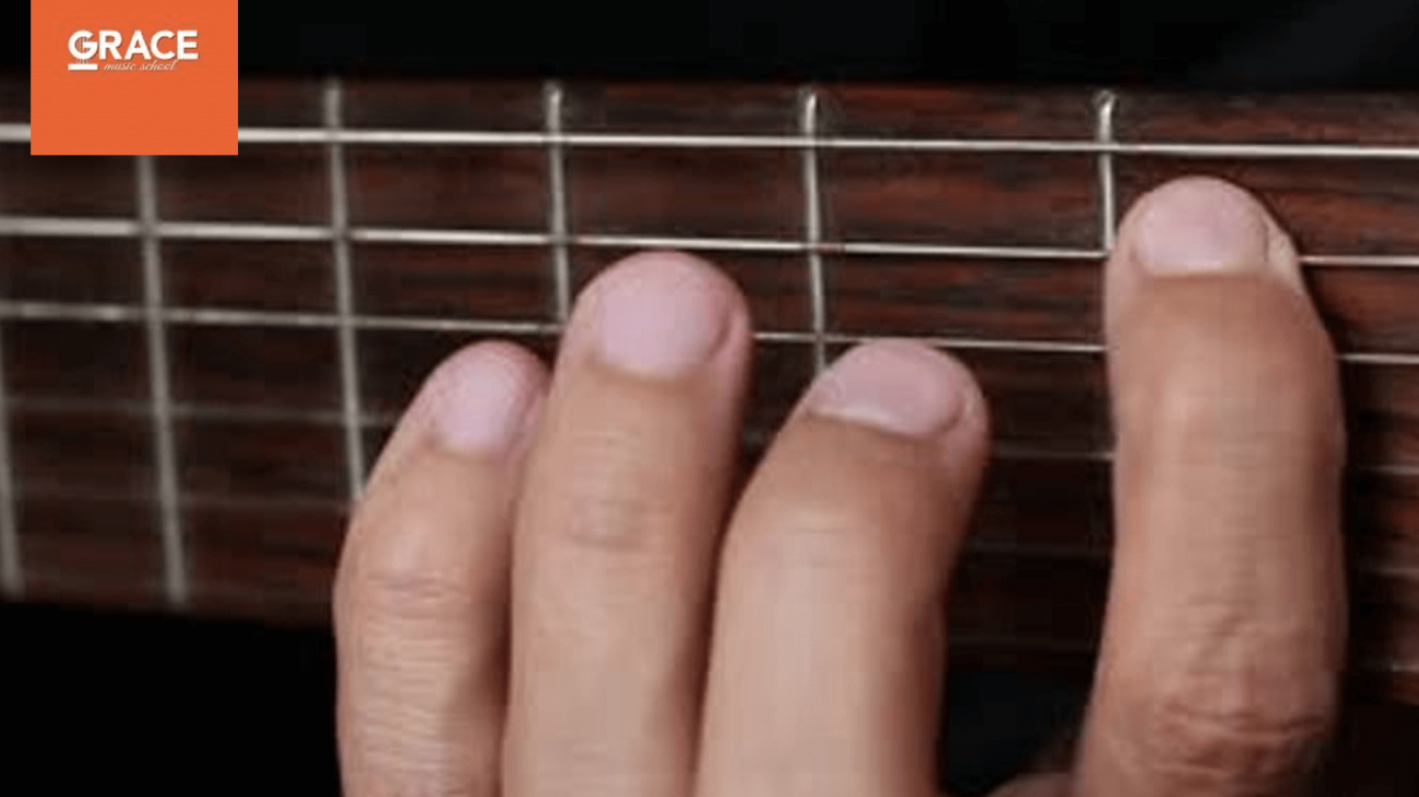 Cách đặt thế tay guitar